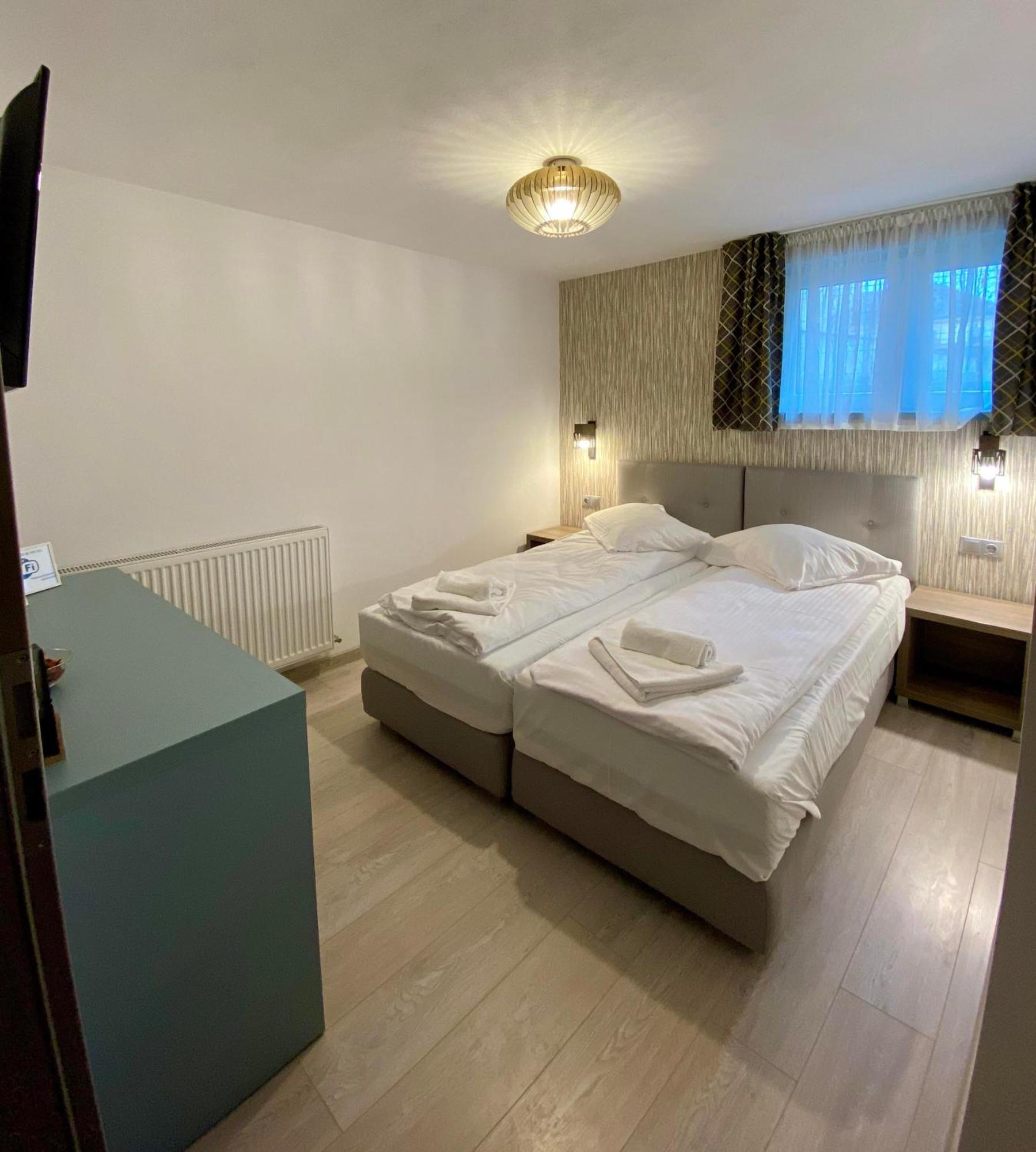 Adi&Nicol Hotell Sibiu Exteriör bild