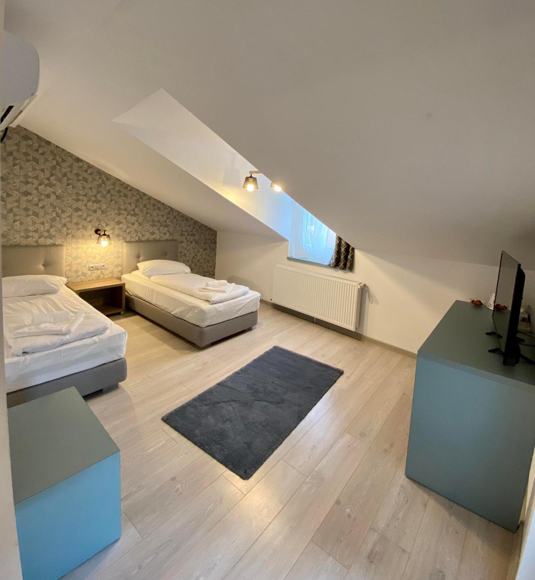 Adi&Nicol Hotell Sibiu Exteriör bild