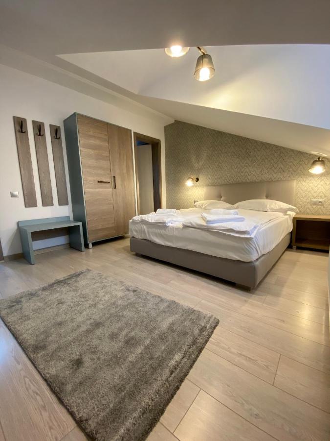 Adi&Nicol Hotell Sibiu Exteriör bild